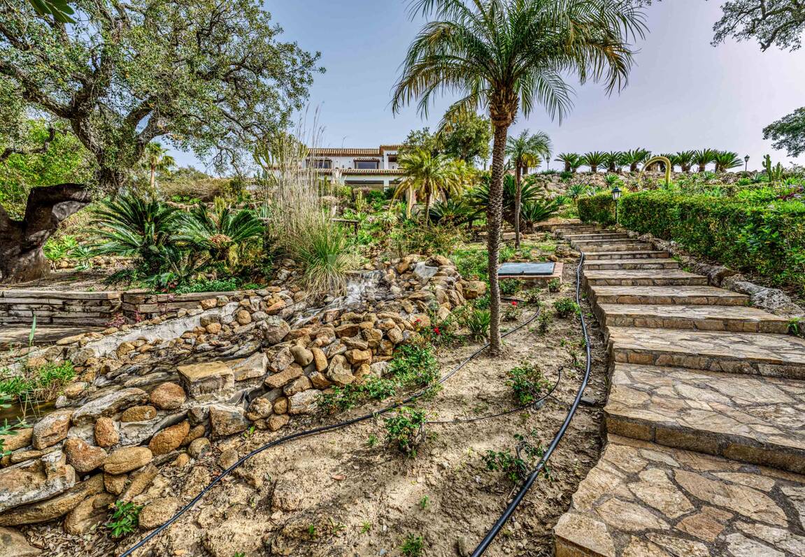 Einzigartige private Villa mit Panoramablick in La Mairena