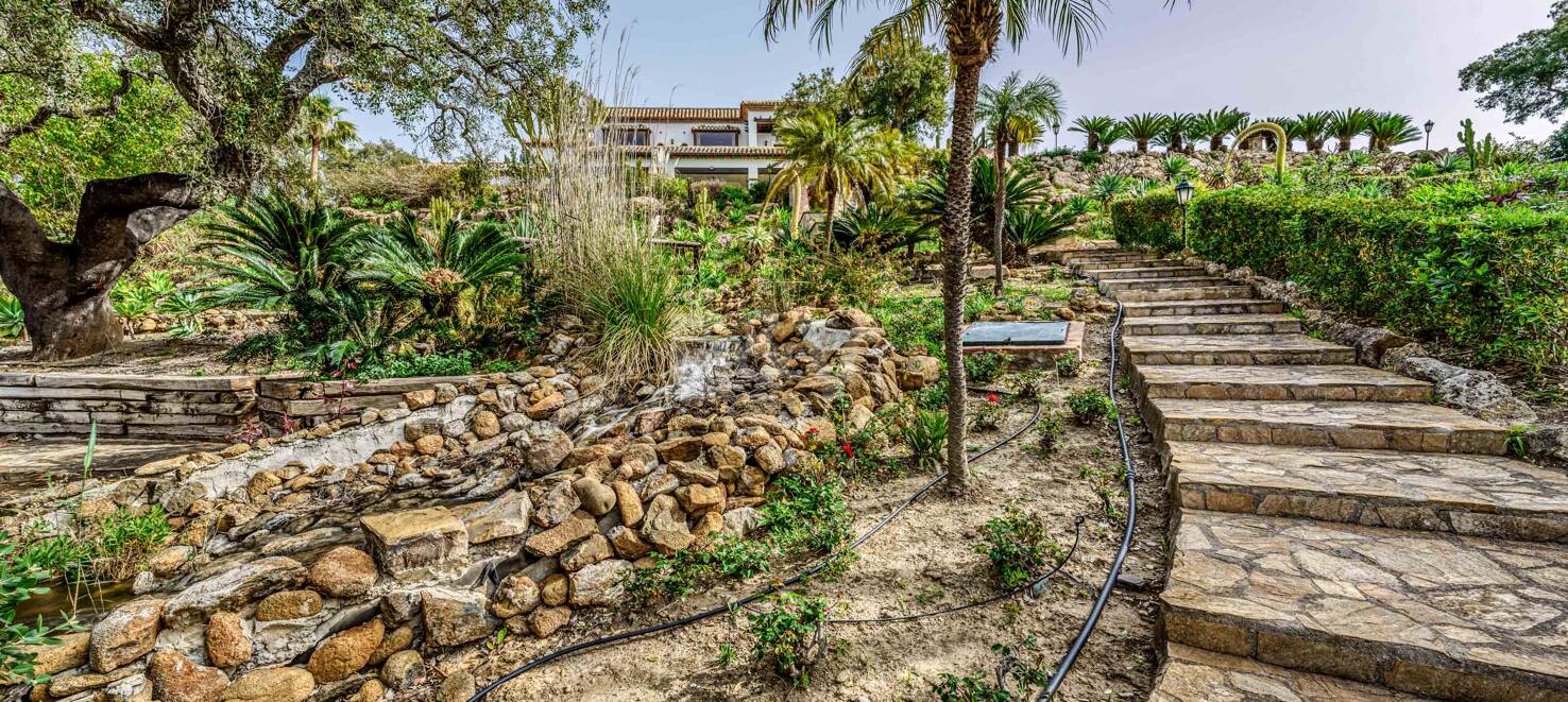 Oöverträffad Privacy Villa med Panoramic View i La Mairena