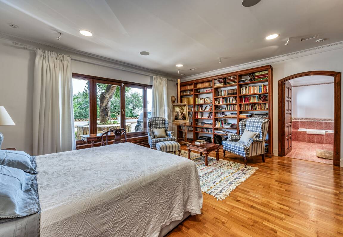 Einzigartige private Villa mit Panoramablick in La Mairena