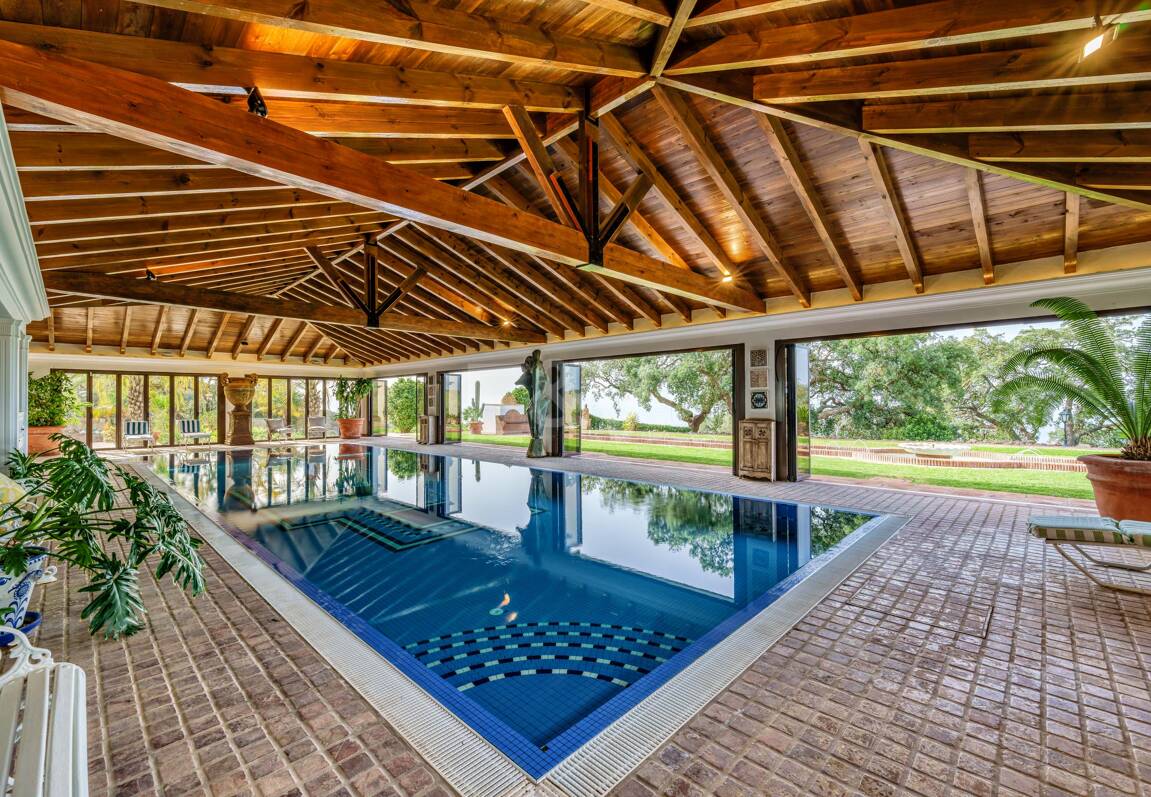 Einzigartige private Villa mit Panoramablick in La Mairena