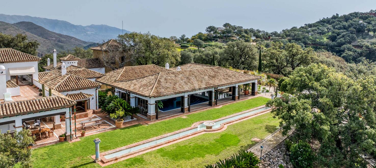 Oöverträffad Privacy Villa med Panoramic View i La Mairena