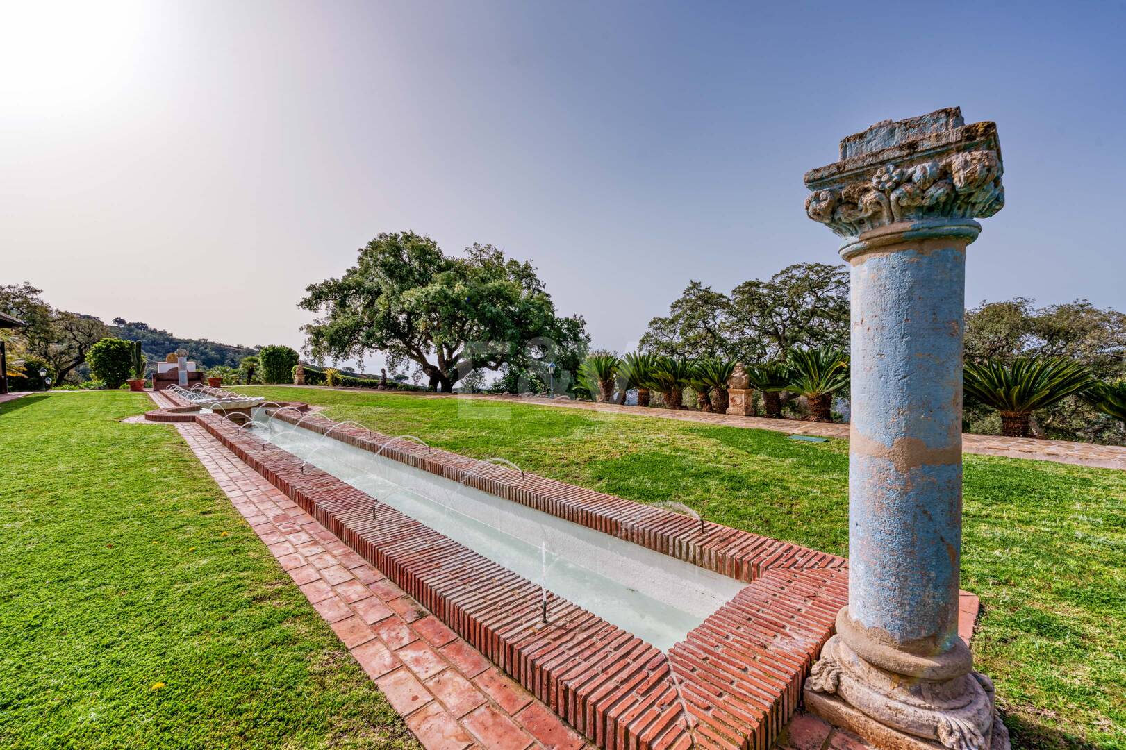 Einzigartige private Villa mit Panoramablick in La Mairena