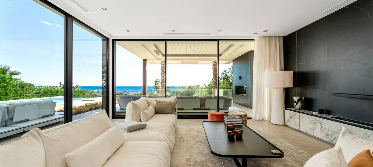 Villa Spectre – A James Bond-Inspired Masterpiece in Los Flamingos Golf