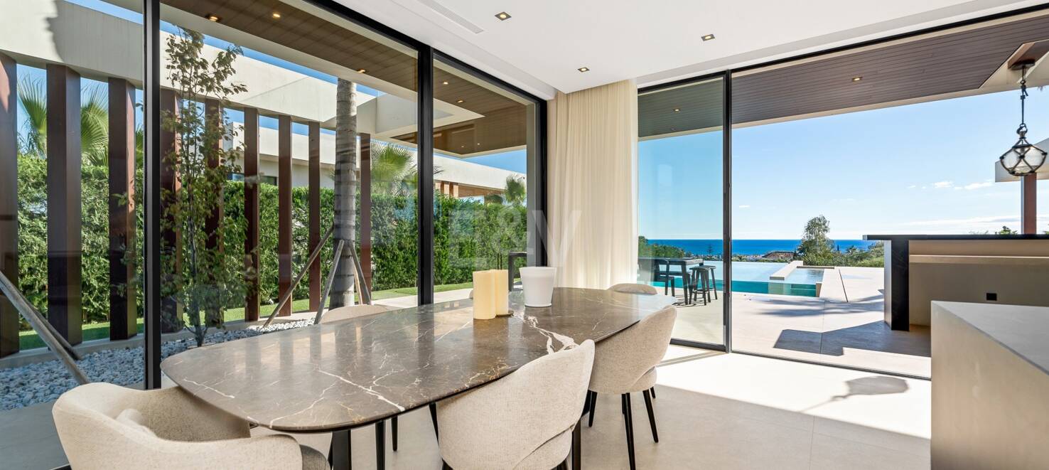 Villa Spectre – A James Bond-Inspired Masterpiece in Los Flamingos Golf