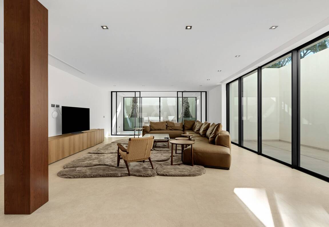 Villa Spectre – Simply the Best Value Villa in Flamingos