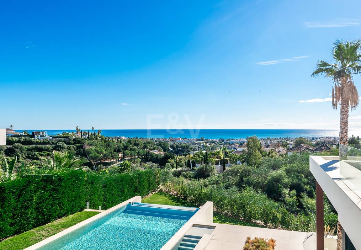 Villa Spectre – Simply the Best Value Villa in Flamingos