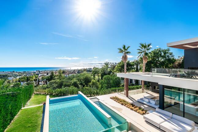 Villa Spectre – Simply the Best Value Villa in Flamingos