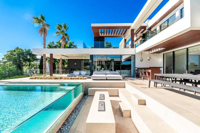 Villa Spectre – Simply the Best Value Villa in Flamingos