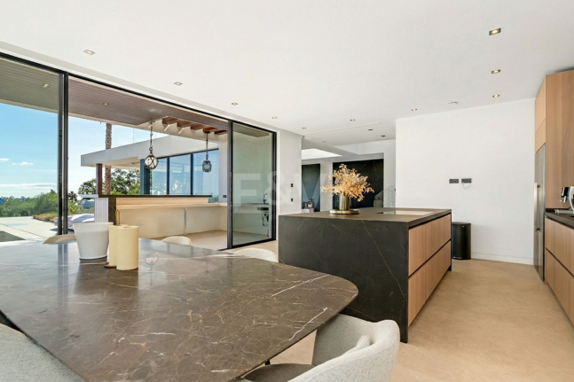 Villa Spectre – Simply the Best Value Villa in Flamingos