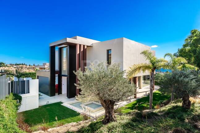 Villa Spectre – Simply the Best Value Villa in Flamingos