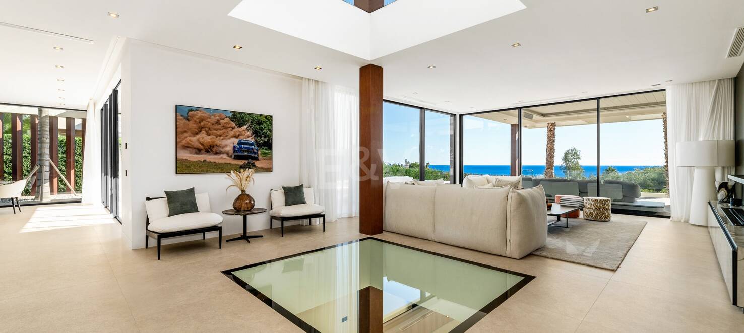 Villa Spectre – A James Bond-Inspired Masterpiece in Los Flamingos Golf