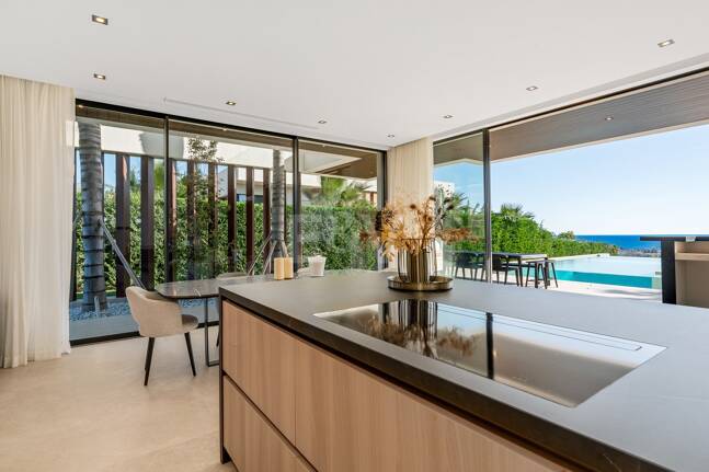 Villa Spectre – Simply the Best Value Villa in Flamingos