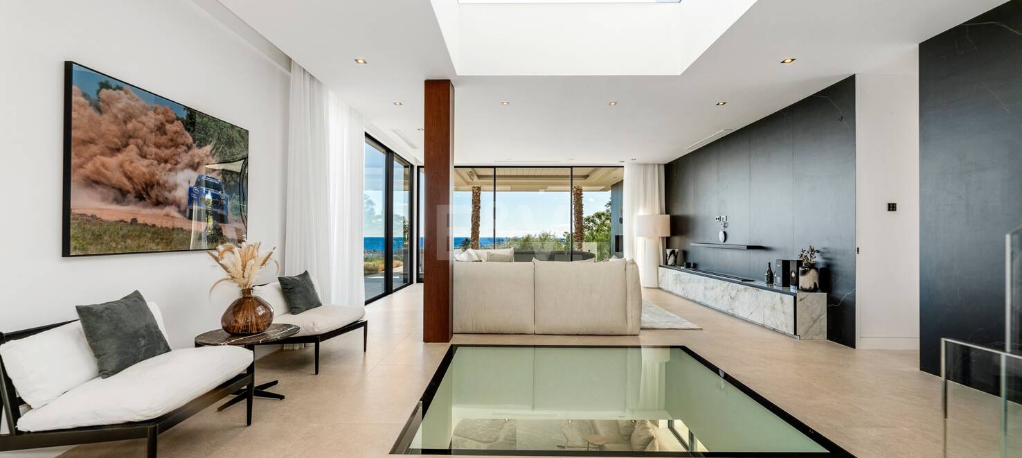 Villa Spectre – A James Bond-Inspired Masterpiece in Los Flamingos Golf