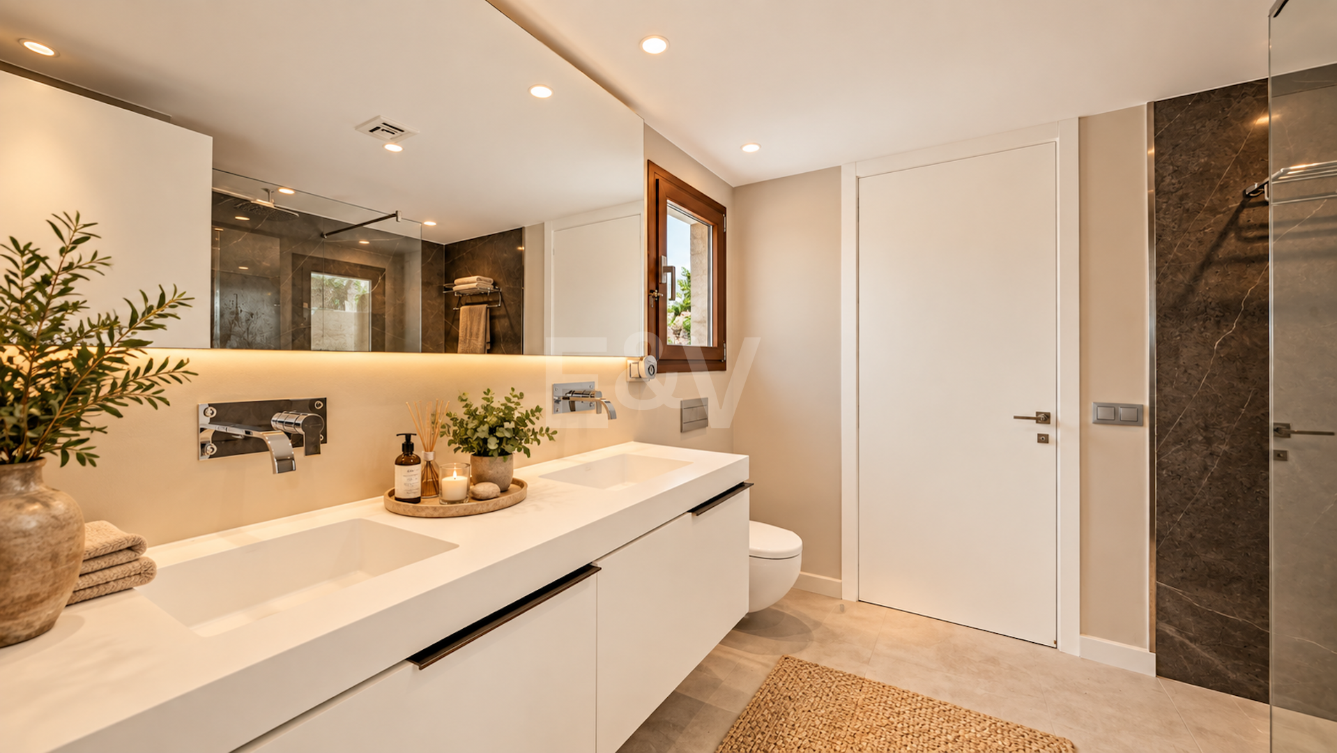 Bungaló moderno con piscina privada en El Rosario, Marbella