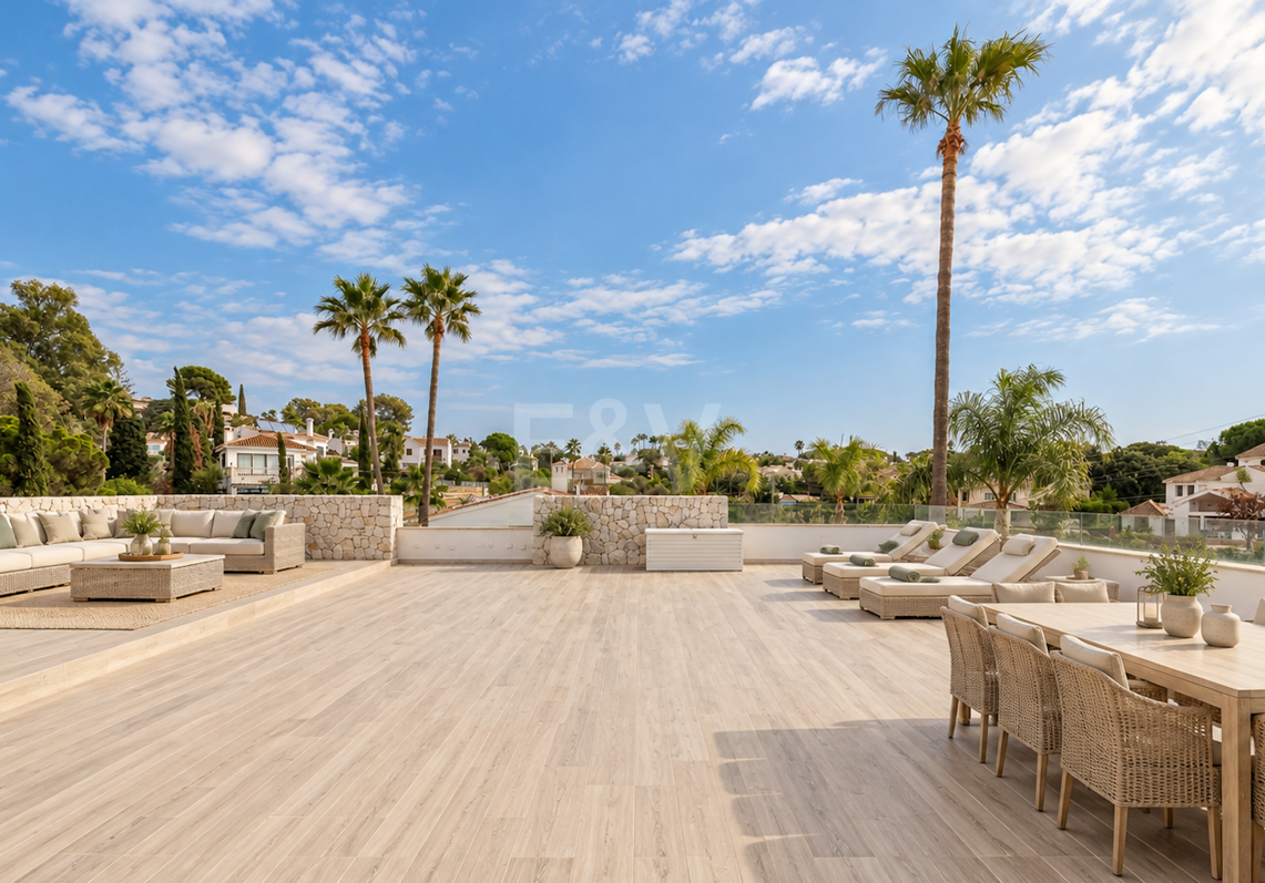 Bungaló moderno con piscina privada en El Rosario, Marbella