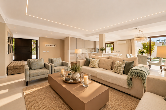 Bungaló moderno con piscina privada en El Rosario, Marbella