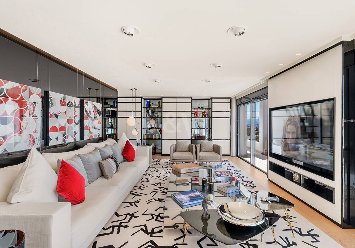 Spektakularny luksusowy apartament z widokiem na port w Puerto Banús