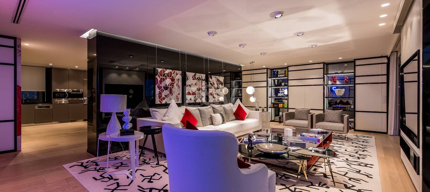 Spectacular Luxury Penthouse with Harbor View in Puerto Banús