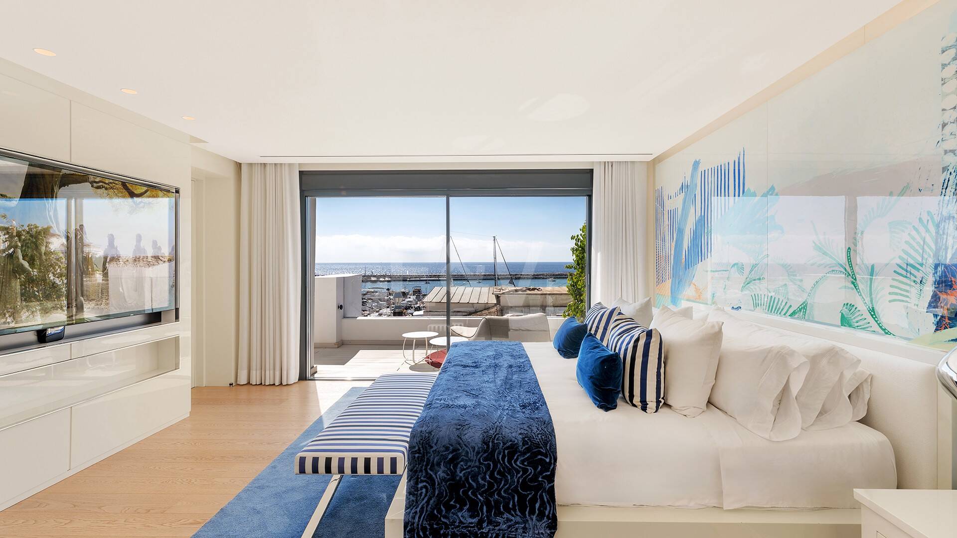 Spektakulär lyx Penthouse med Harbor View i Puerto Banús