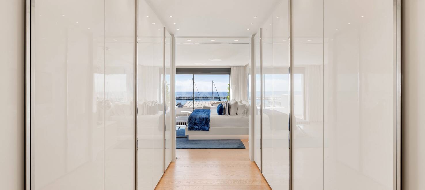Spectacular Luxury Penthouse with Harbor View in Puerto Banús