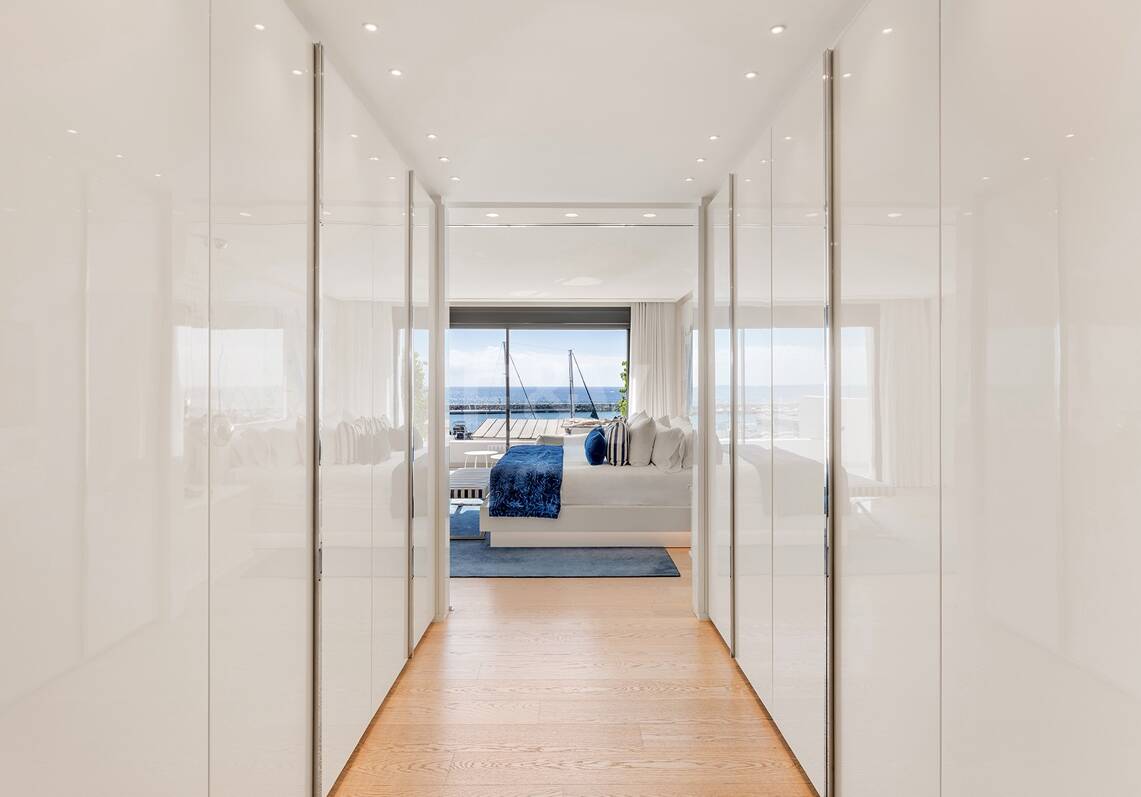 Spektakularny luksusowy apartament z widokiem na port w Puerto Banús