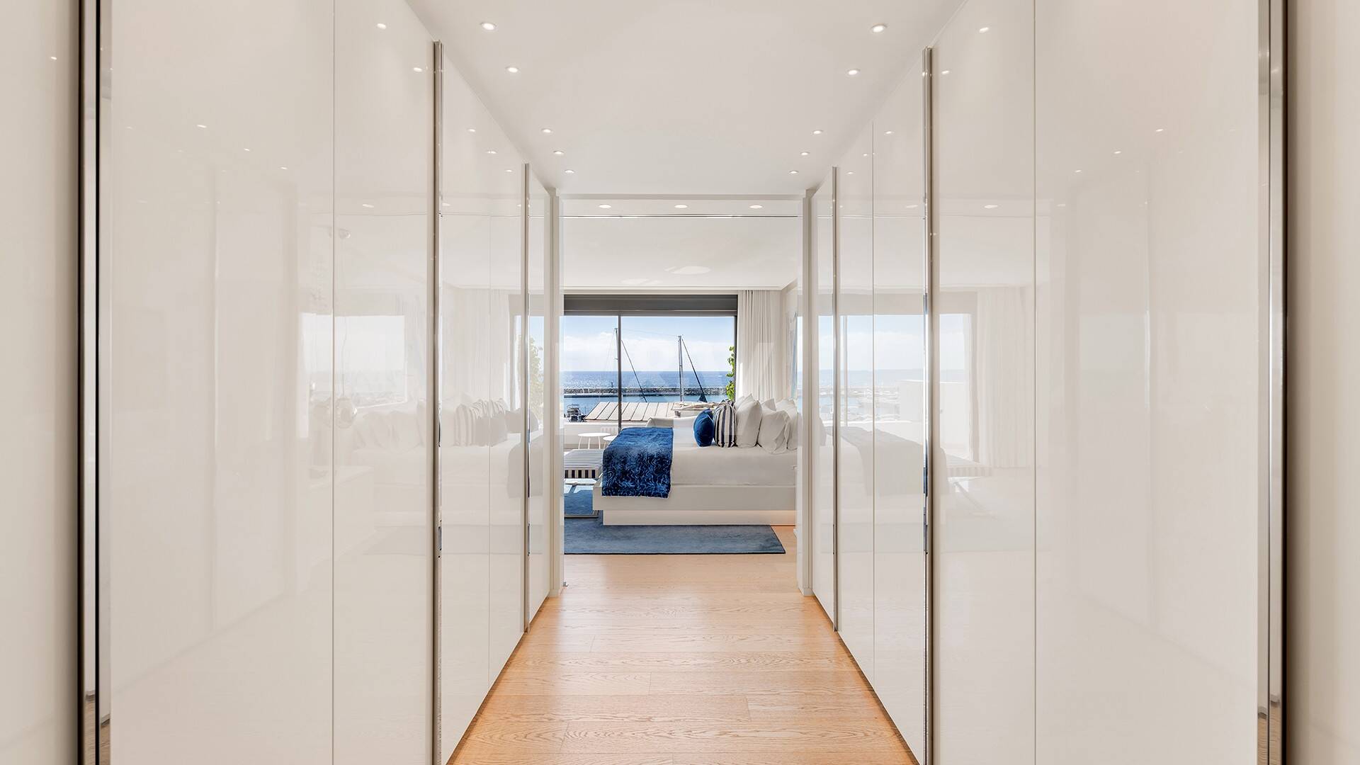 Espectacular Ático de Lujo en Puerto Banús con vistas a la marina