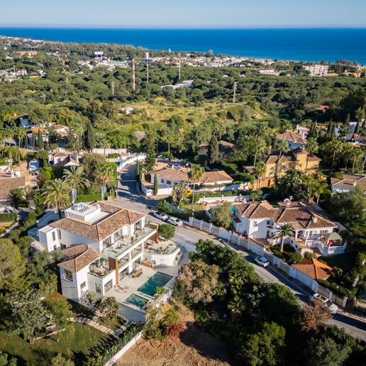 Modern Luxury Villa with Sea & Mountain Views in El Rosario