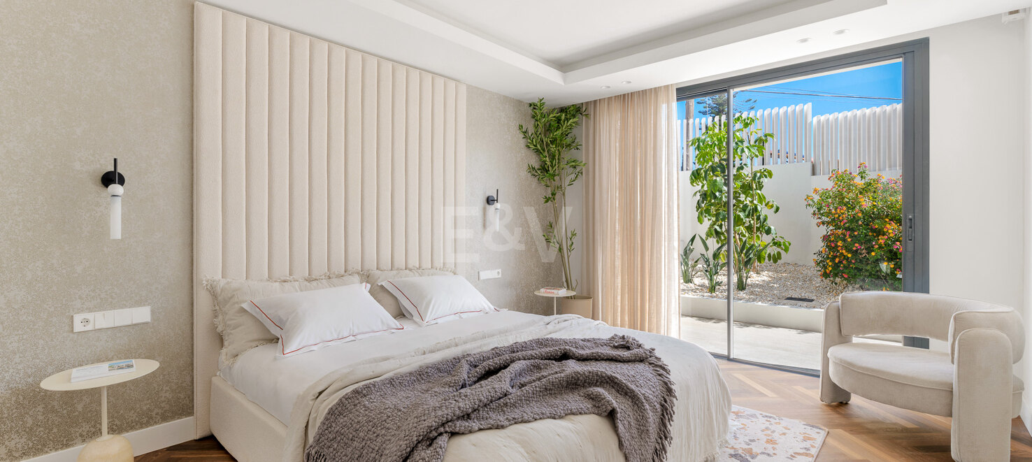 Modern Luxury Villa with Sea & Mountain Views in El Rosario
