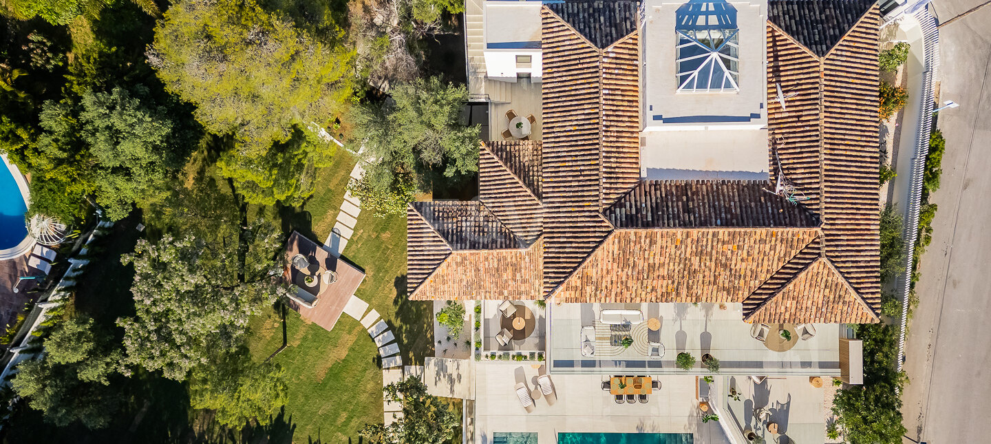 Modern Luxury Villa with Sea & Mountain Views in El Rosario