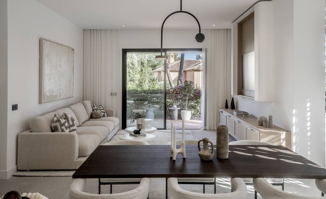 Exquisite Erdgeschosswohnung in der exklusiven Altos Reales, Sierra Blanca