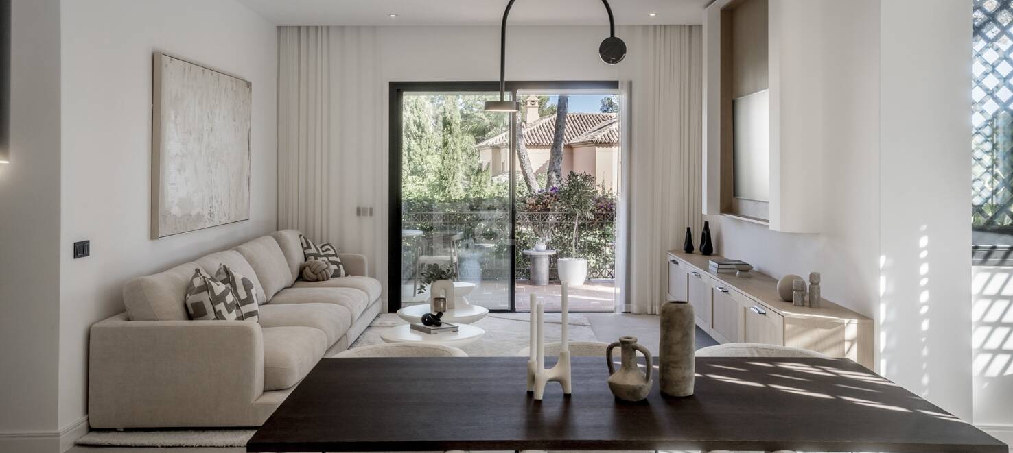 Exquisite Erdgeschosswohnung in der exklusiven Altos Reales, Sierra Blanca