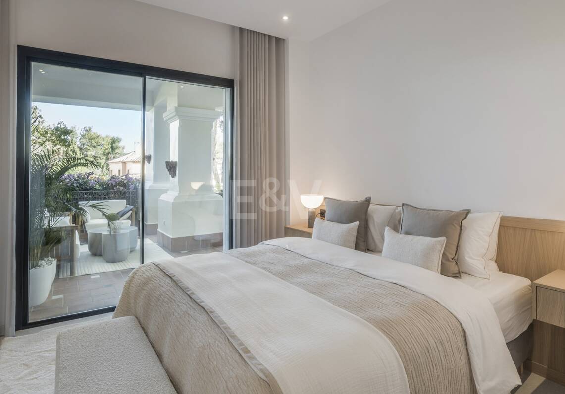 Exquisite Garden Apartment in the Exclusive Altos Reales, Sierra Blanca