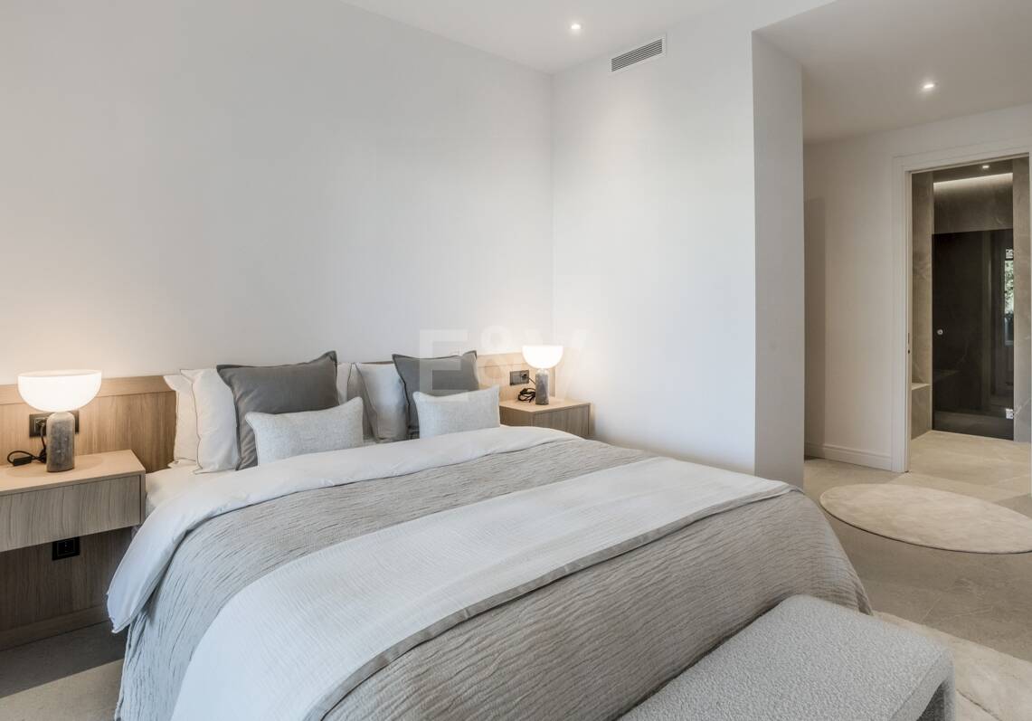 Exquisite Garden Apartment in the Exclusive Altos Reales, Sierra Blanca