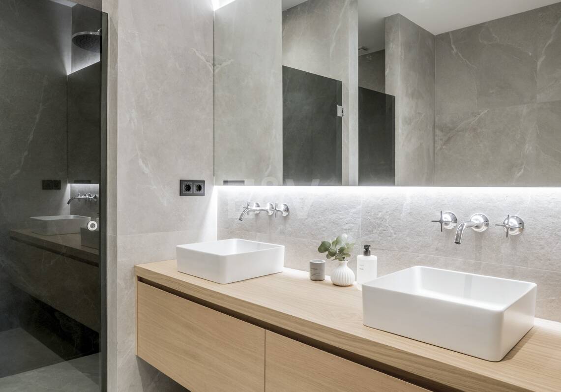 Exquisite Garden Apartment in the Exclusive Altos Reales, Sierra Blanca