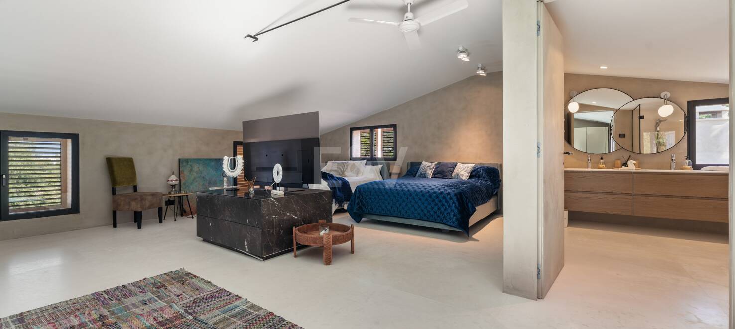 Fantastisk Villa i Río Real, Marbella med lyxfunktioner och Prime Plats