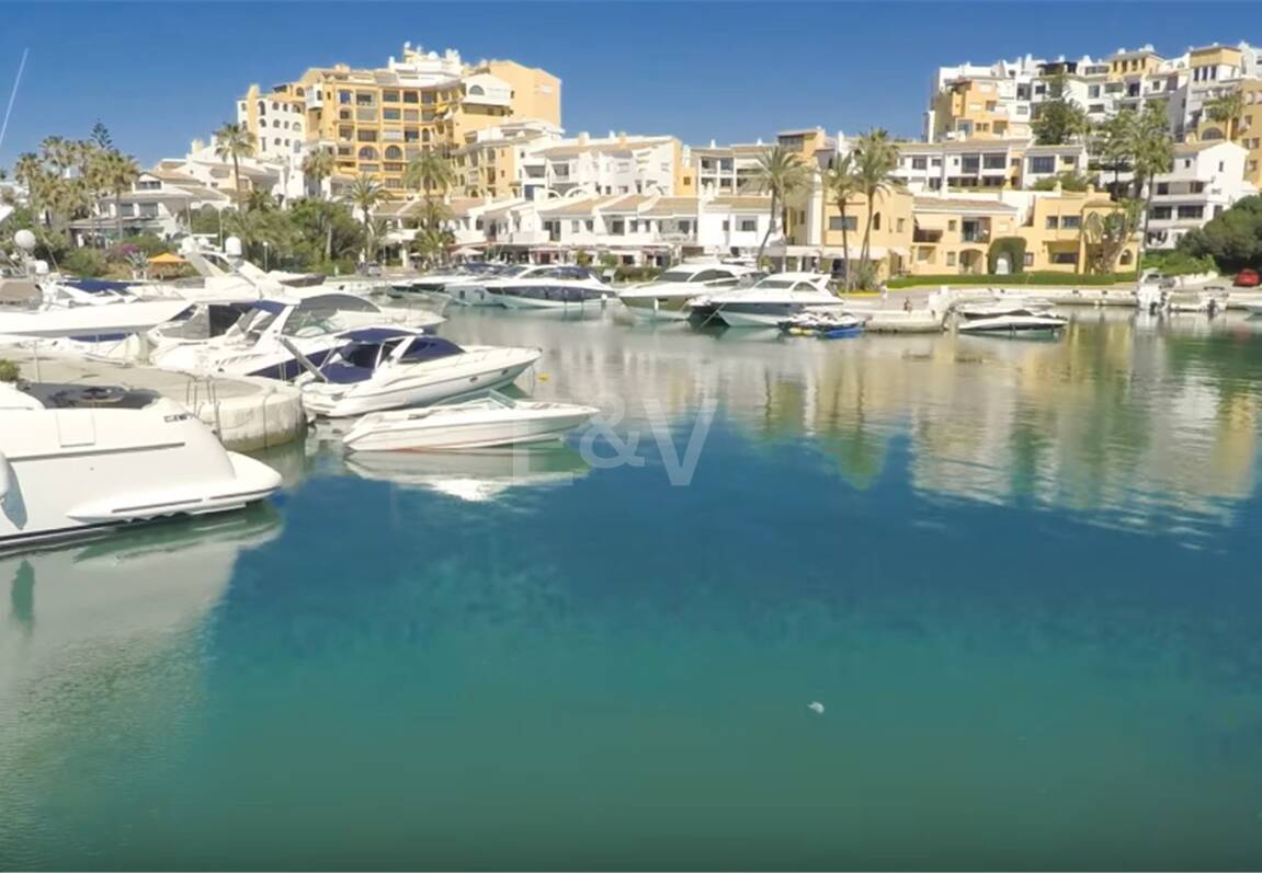 Lyxlägenhet nära Cabopino Golf