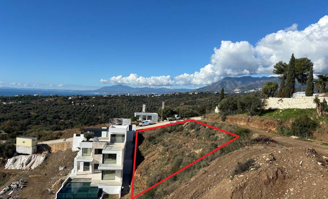 Modern Villa with Panoramic Sea & Mountain Views - Plot and Project with License Guaranteed