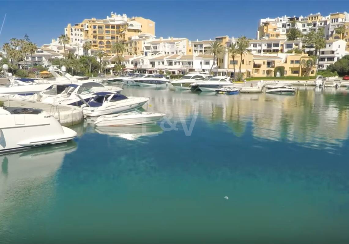 Apartamento de lujo en cerca de Cabopino golf