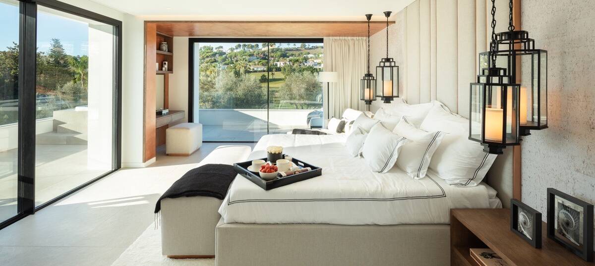 Exquisite Contemporary Villa with Golf Frontage in Las Brisas