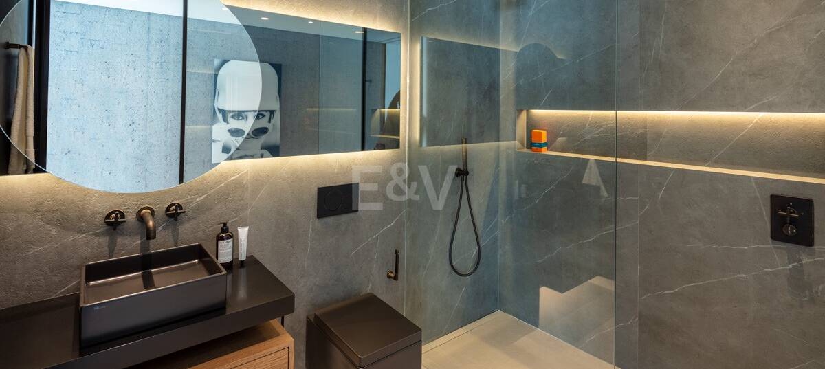 Exquisite Contemporary Villa with Golf Frontage in Las Brisas