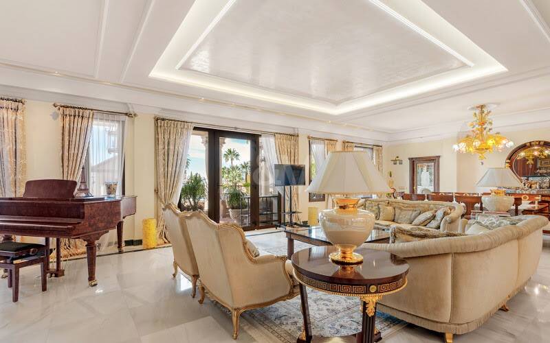 Timeless Elegance Villa with Views in Sierra Blanca