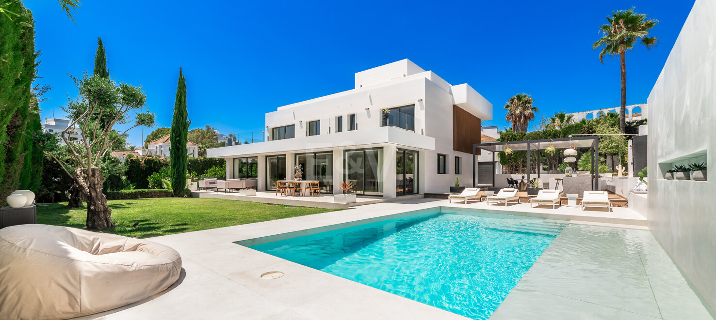 Villa till salu i Nueva Andalucia, Marbella