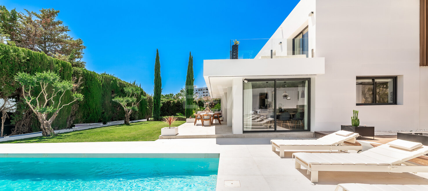 Villa till salu i Nueva Andalucia, Marbella