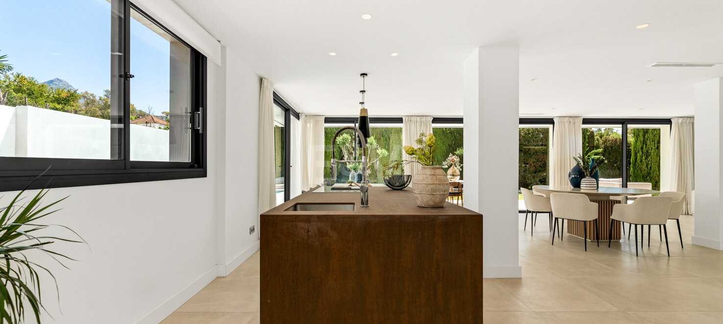 Villa till salu i Nueva Andalucia, Marbella