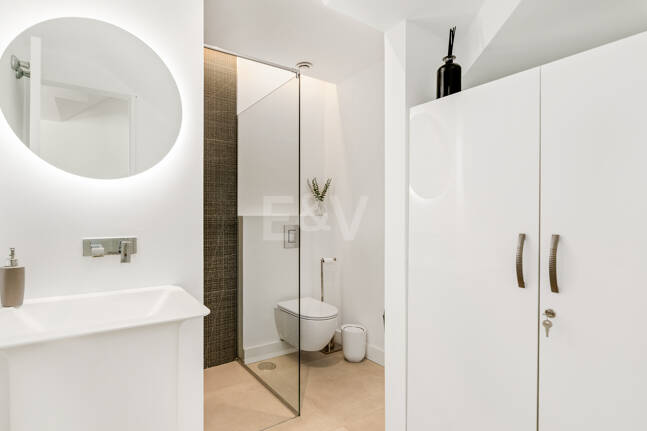 Elegant Modern Villa close to Aloha Golf