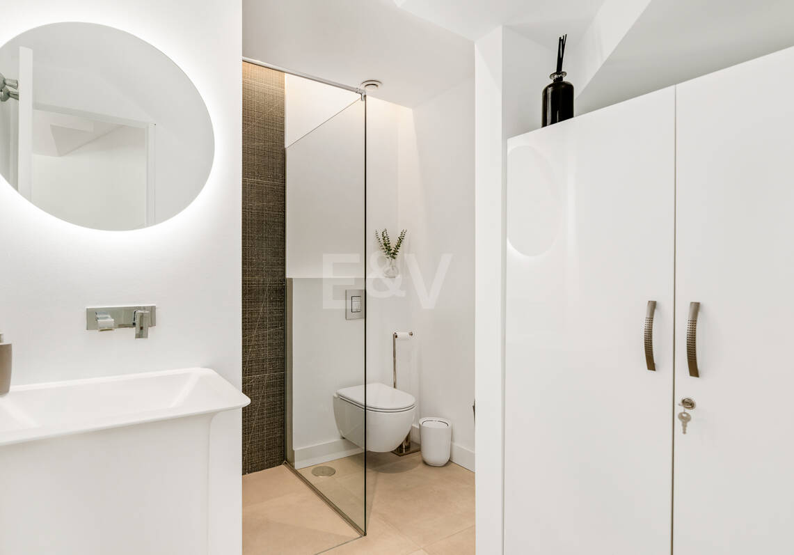 Elégante Villa moderne à proximité de Aloha Golf