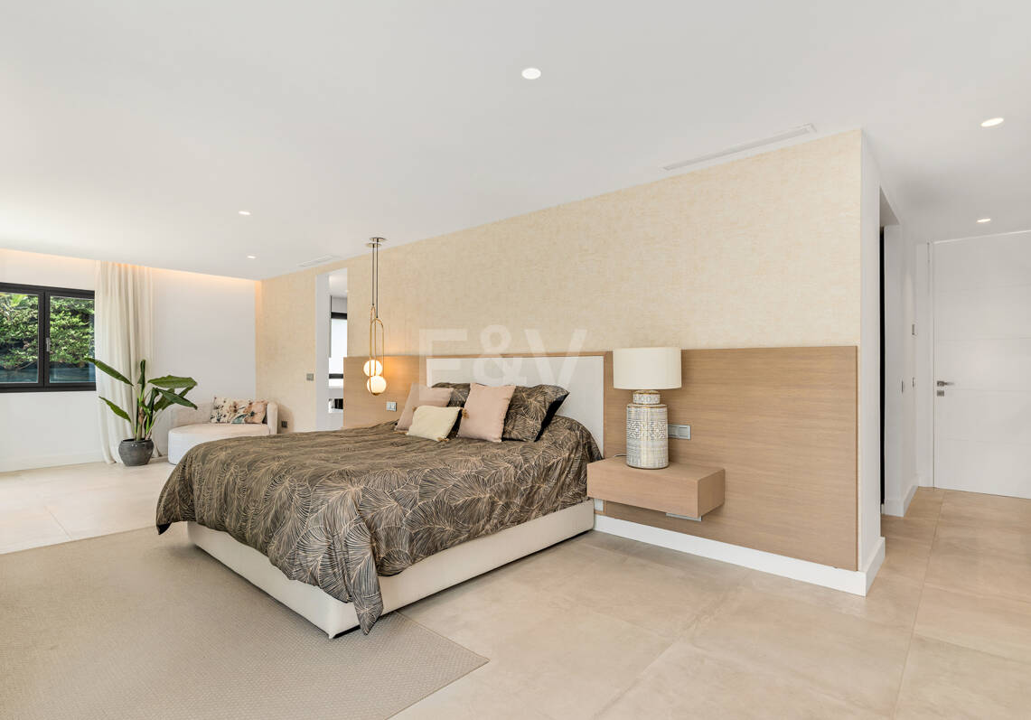 Elégante Villa moderne à proximité de Aloha Golf
