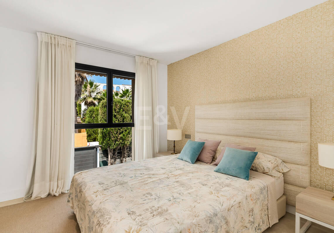Elégante Villa moderne à proximité de Aloha Golf