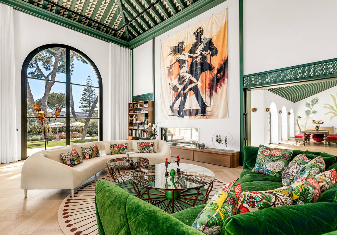 Plus spectaculaire Villa à Los Monteros, à quelques pas de la plage
