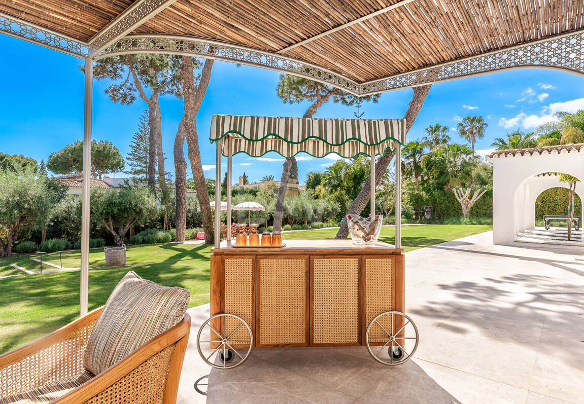 Espectacular villa en Los Monteros a unos metros de la playa